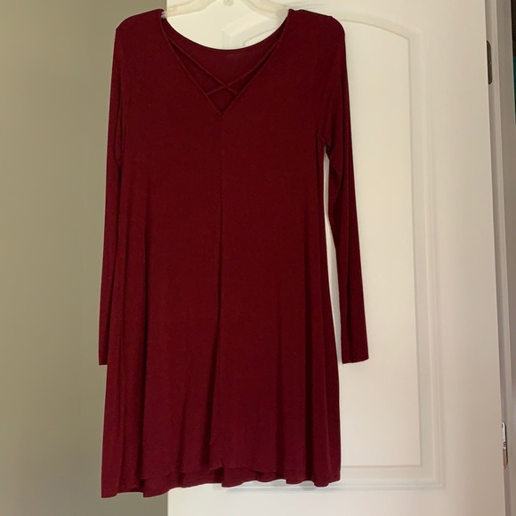 Maroon dress in a size S! - Picture 1 of 1